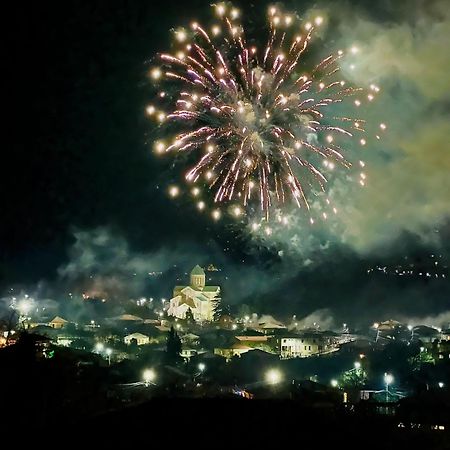 Апартаменти Lileo Кутаїсі Екстер'єр фото